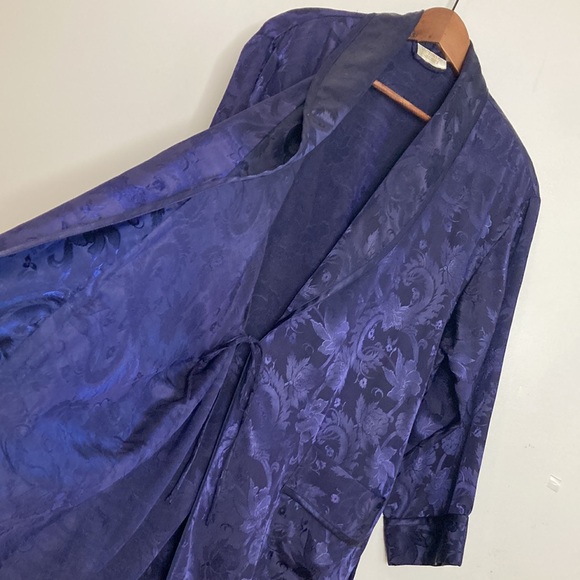 Vintage Victoria's Secret Robe Womens Small Purple Satin Paisley Dressing Gown - Picture 12 of 16